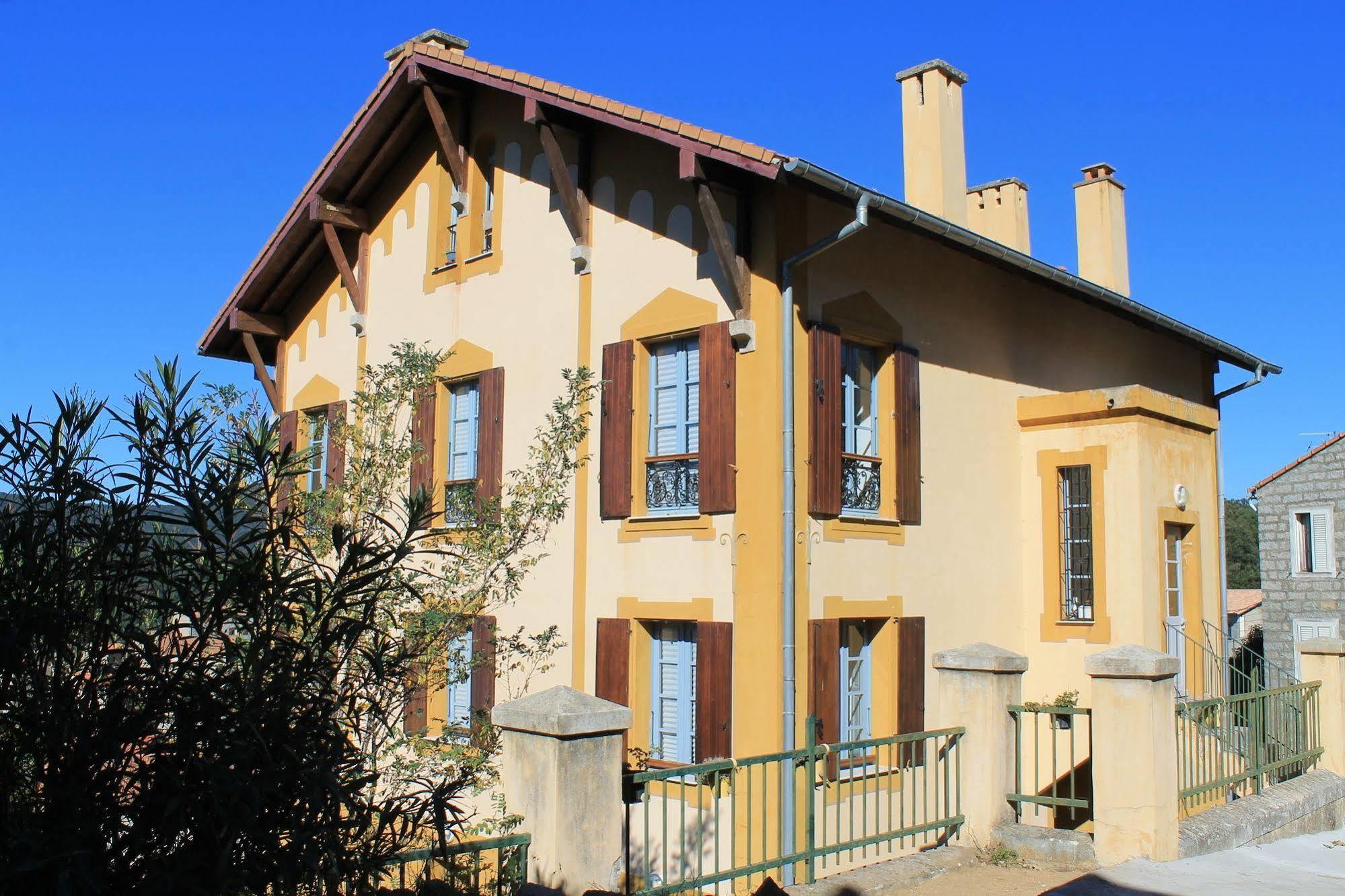 Gite Du Chalet Pietri Olivese Bagian luar foto